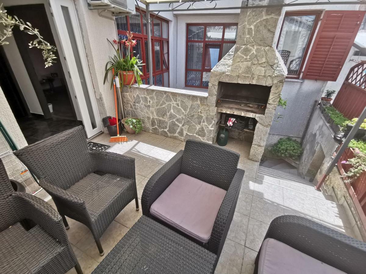 Apartment Old Town Πούλα Εξωτερικό φωτογραφία