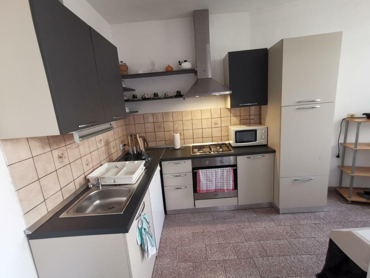 Apartment Old Town Πούλα Εξωτερικό φωτογραφία