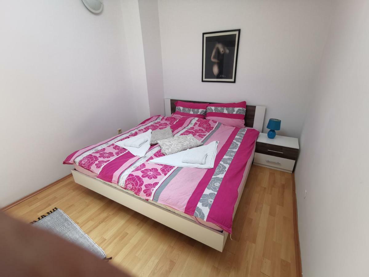 Apartment Old Town Πούλα Εξωτερικό φωτογραφία