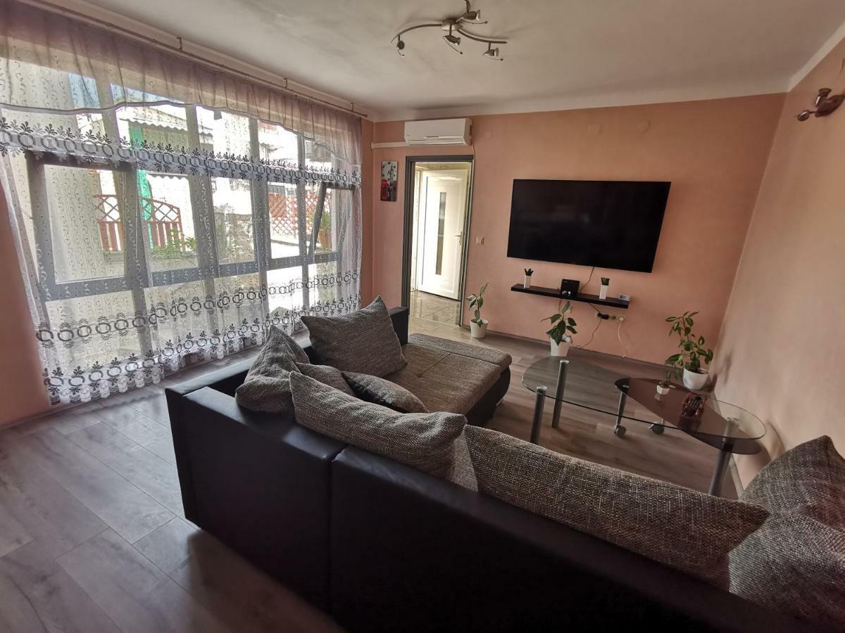 Apartment Old Town Πούλα Εξωτερικό φωτογραφία