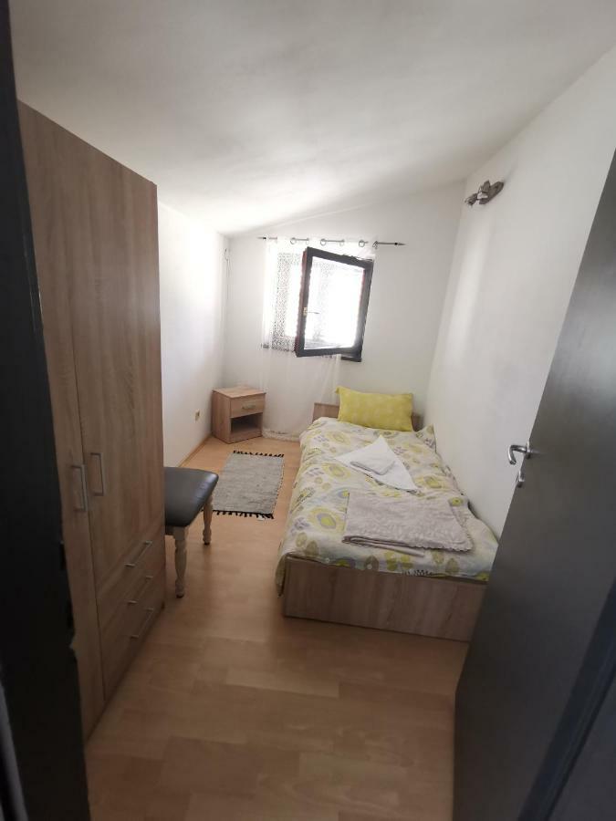 Apartment Old Town Πούλα Εξωτερικό φωτογραφία